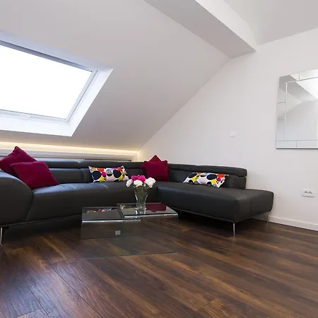 4 Star Attic